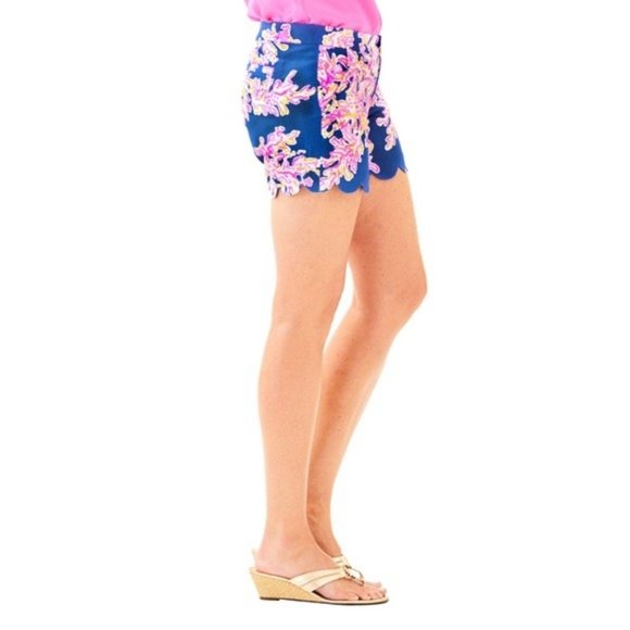 Lilly Pulitzer Blue 5" Buttercup Scallop Hem Short - Picture 2 of 9